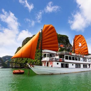 Cruise along the majestic Halong Bay