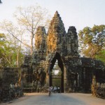 The gate of Angkor Thom