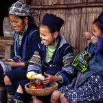 Hmong ethnic girls in Sapa indochina tours