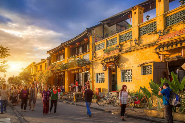 Hoi An Ancient Town - Multi-Country Asia tour