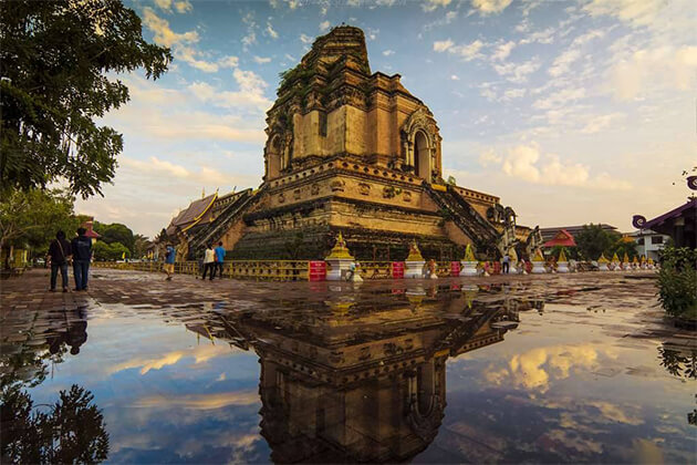 Wat Chedi Luang - Multi-Country Asia tour