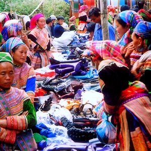 Can Cau market in Sapa - Indochina Tour Packages