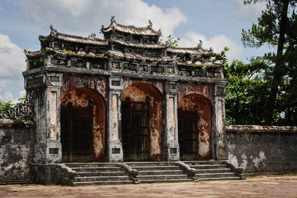 Dai Hong Mon - the main gate of Imperial Tomb of Minh Mang