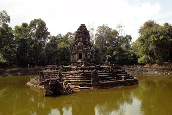 Neak Pean temple in the rainy season