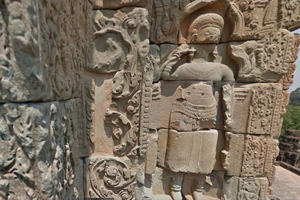 The relief on the wall of central tower in Bakong temple