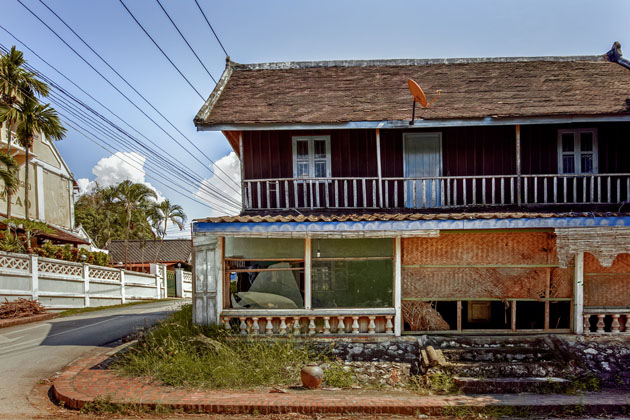 When you enter a Lao person’s home, you should take off shoes