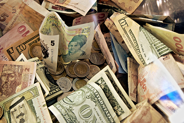 Be very careful when exchanging money