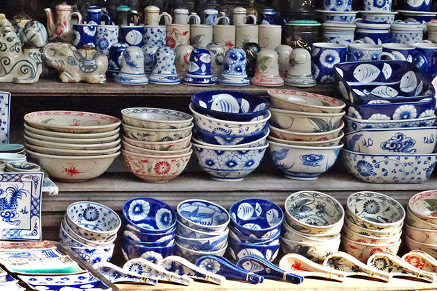 Some of famous ceramics villages are Bat Trang (Gia Lam, Hanoi), Chu Dau (Hai Duong), ...