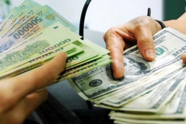 Prepare changes and local currency before starting a day trip