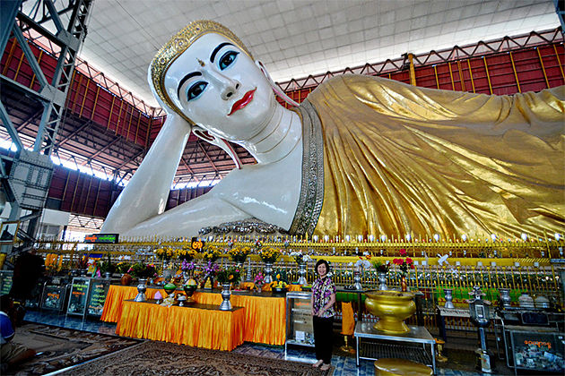 Chauk Htat Kyi Pagoda Yangon - Southeast Asia 17 Day Tour