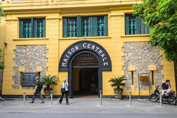 Hoa Lo Prision Museum