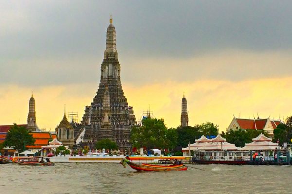 Temple of the Dawn Wat Arun - Multi-Country Asia tour