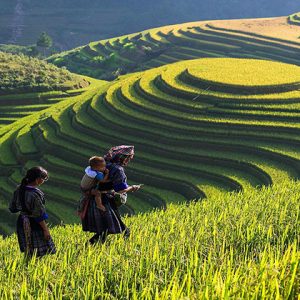 Ta Van village - Indochina Tour Packages