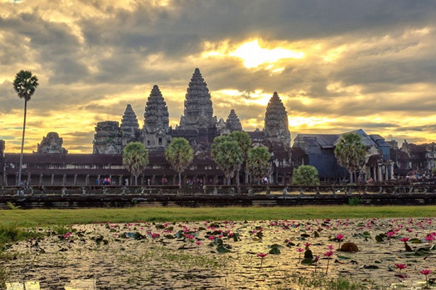 Angkor Wat Temple - Indochina Tour Packages