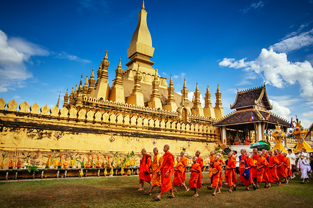 That Luang Stupa - Indochina Tour Packages