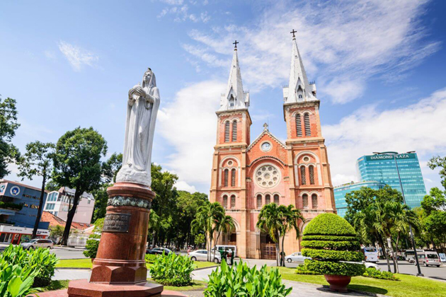 notre dame cathedral indochina tours packages