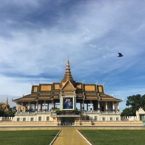 royal palace phnom penh indochina tours