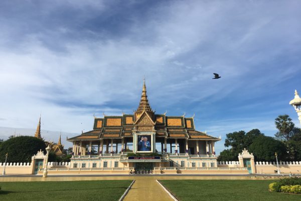 royal palace phnom penh indochina tours