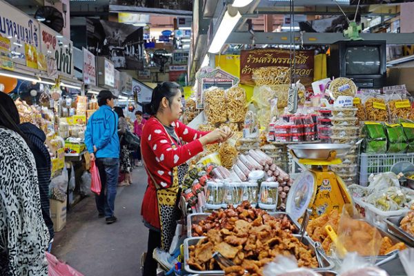 warorot market indochina tours