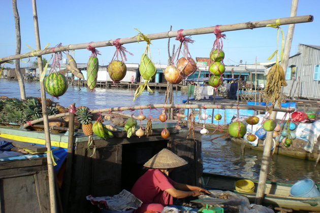Cai Be floating market - 24 day indochina tour