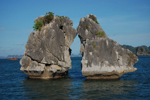 Fighting Cocks Islet Vietnam - Multi-Country Asia tour