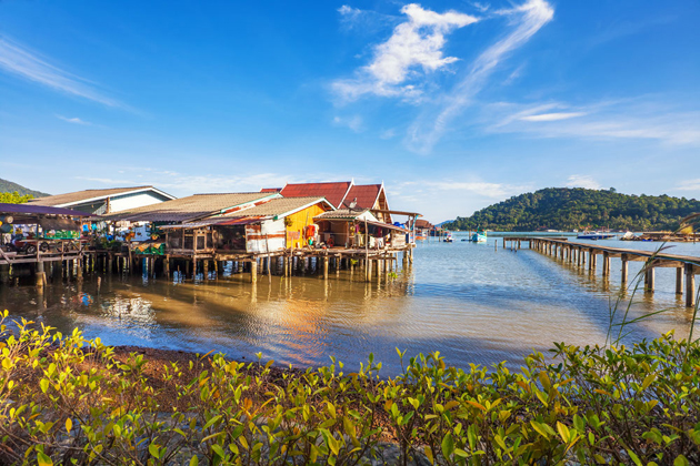 Tonle Sap Lake - Indochina Trips to Cambodia and Laos