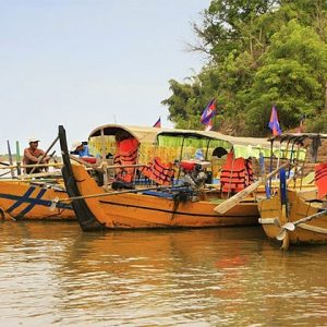 Boat Trip along Mekong River in Kratie - Indochina tours
