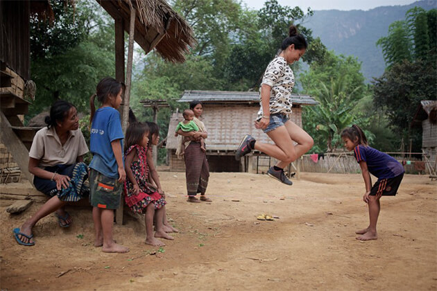 Play with children in Ban Xanghai