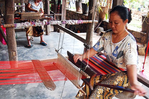 Weaving village of Ban Xiengthong