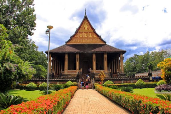 explore Wat Prakeo in Cam Laos tour