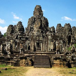 bayon temple vietnam cambodia laos 2 weeks