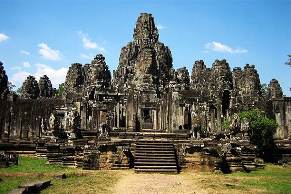 bayon temple vietnam cambodia laos 2 weeks