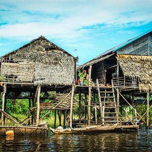 Kampong Phluk Floating Market -Indochina tour packages