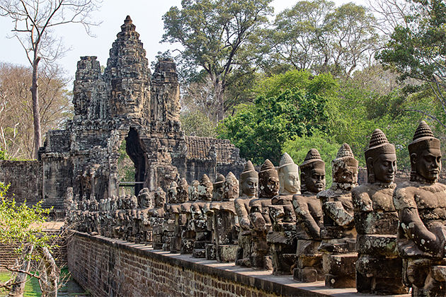 Southgate of Angkor Thom -Indochina tour packages