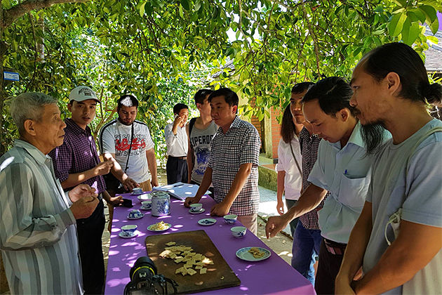 Tea Break in Thuy Bieu Eco Tour – Indochina Trips