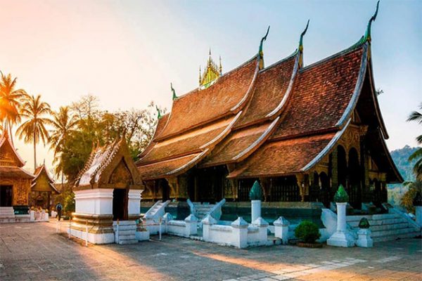 Wat Xieng Thong Laos Vietnam Laos 9 day Tour