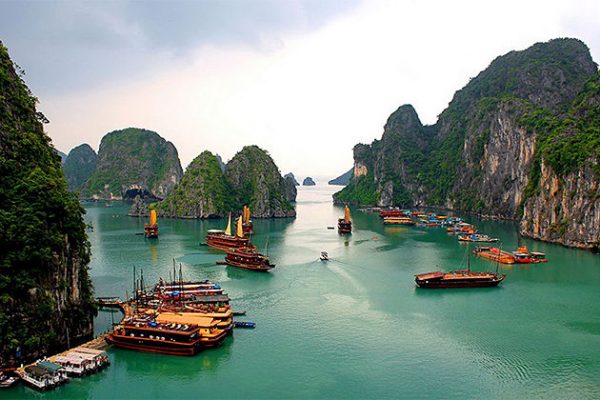 World Heritage of Halong Bay - Indochina Tours