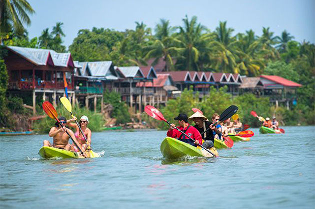 Kayaking along Nam Song River - Laos Cambodia Tour 15 Days