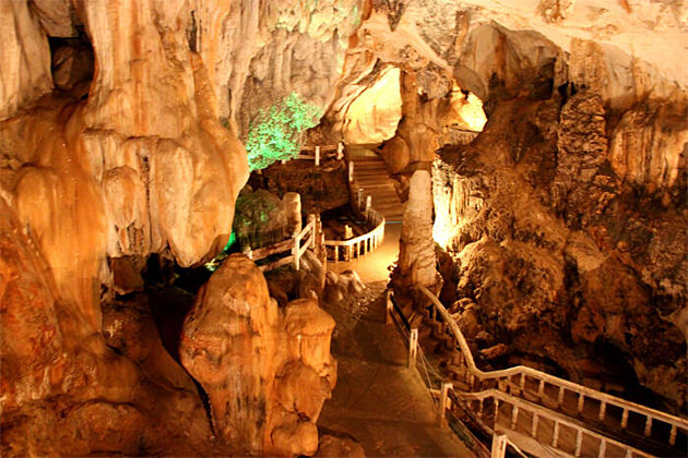 Tham Chang Cave -Indochina tour packages