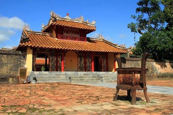 Tomb of King Minh Mang