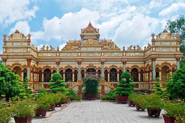 Vinh Trang Pagoda -Indochina tour packages