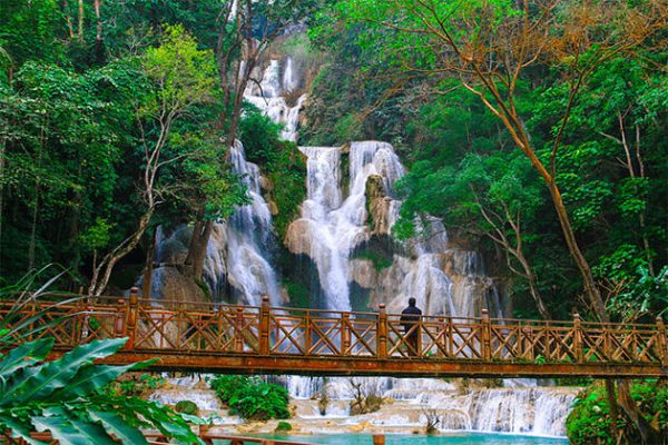 kuang si waterfalls luang prabang