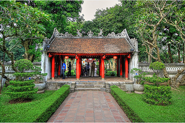 temple of literature hanoi