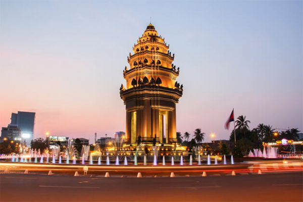 Independence Monument Phnom Penh