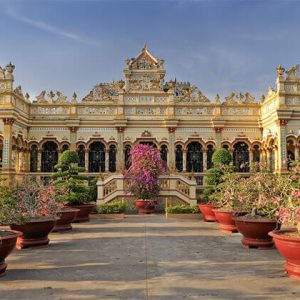 Vinh Trang Pagoda Tien Giang