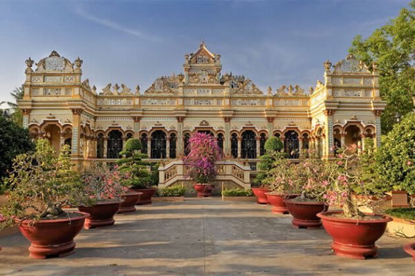 Vinh Trang Pagoda Tien Giang