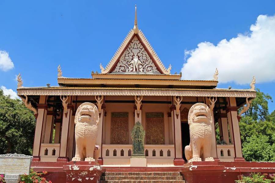 Wat Phnom, Cambodia - Indochina Tours