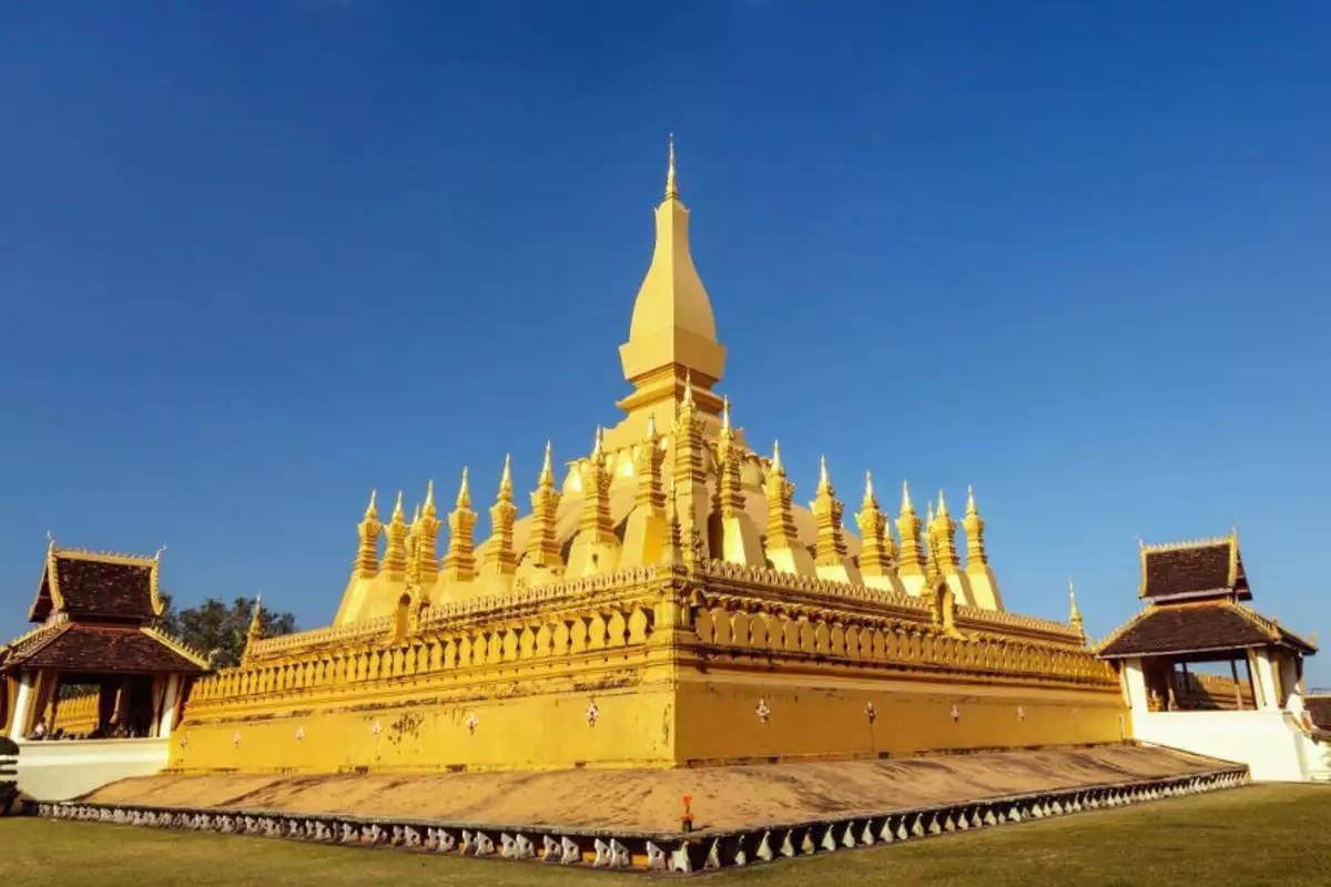 Golden Stupa, Vietnam Laos Tours - Indochina Trips
