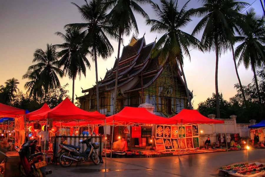 Luang Prabang Night Market -Indochina tour packages