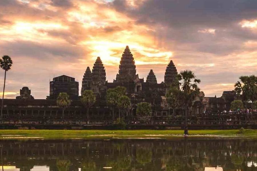 Sunset Angkor Wat, Cambodia Laos Tours - Indochina Trips